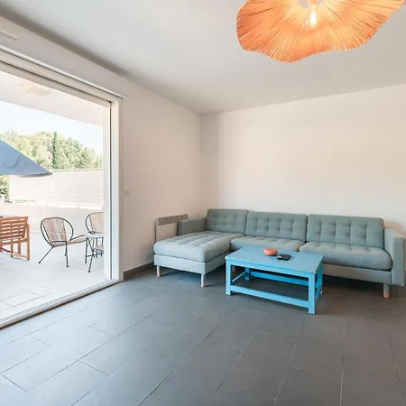 Le Bagnols - 2 Ch Parking Et Piscine *
